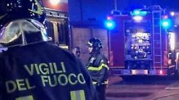 Incendio nella notte al bar del paese: probabile guasto elettrico