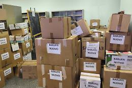 Scatoloni e aule gi&agrave; senza lavagne: la scuola si prepara al trasloco