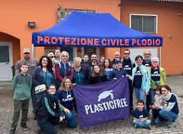 Recuperata nei boschi oltre una tonnellata di rifiuti
