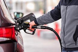 &laquo;Il mio distributore fra i pi&ugrave; cari di Italia? Ma sono i prezzi di listino&raquo;