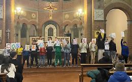 La Via Crucis interparrocchiale riunisce giovani, famiglie e comunit&agrave;