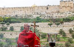 Il Venerd&igrave; santo per stare al fianco dei cristiani di Terra santa