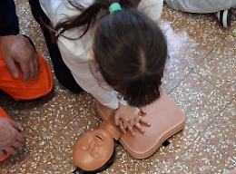 Piccoli soccorritori crescono: un pomeriggio tra emergenze e salvataggi