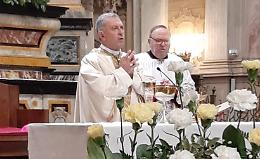 La Chiesa prega per la pace. Rosario con il vescovo al Santuario di Vicoforte