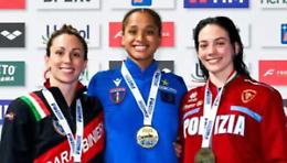 Sara Curtis, poker da leggenda: quattro ori e record, la regina del nuoto &egrave; cuneese