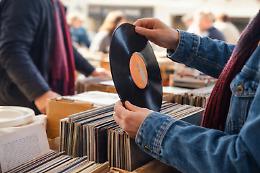 Sabato e domenica il mercatino per chi ama ancora vinili e CD