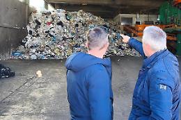 Progetto per allargare la discarica nel Comune che &egrave; senza sindaco: ma alla prossima riunione ci sar&agrave;