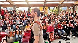 Tre giorni di musica e danza: la primavera si accende in chiave occitana