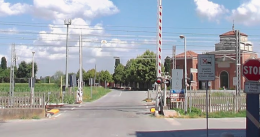 Vengono eliminati quattro passaggi a livello sulla ferrovia Torino-Savona