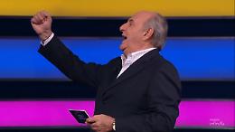 A "La Ruota della Fortuna" Gerry Scotti accoglie i monregalesi tra il pubblico... e omaggia il Raduno delle Mongolfiere