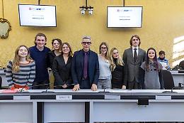 Il liceo Cavour di Torino vince il torneo di Debate