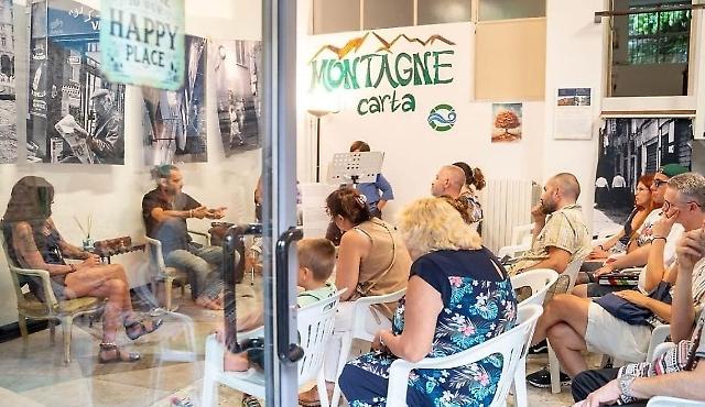 Libri, fatica e riscatto: il romanzo di Franco Faggiani che racconta una storia vera