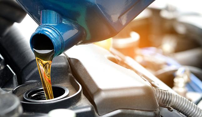 Sostituire Filtro Olio Auto