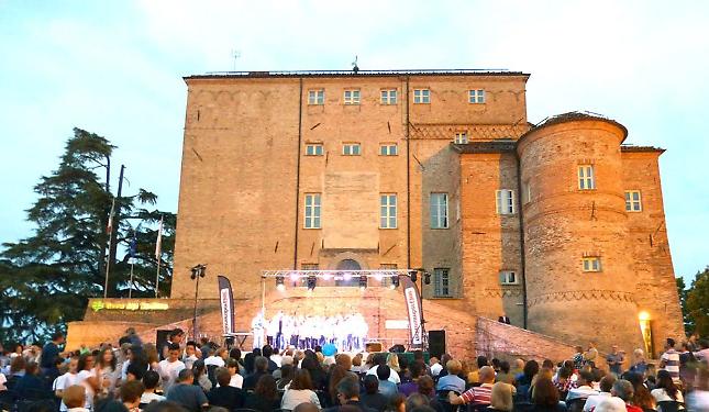 castello-carrù