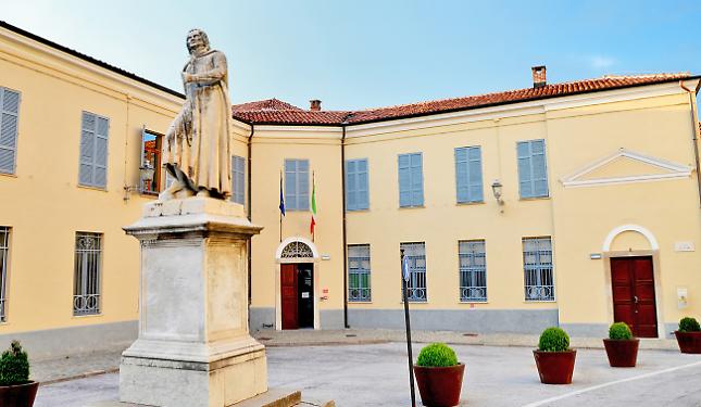 SCUOLE SUPERIORI: gli indirizzi tradizionali attirano sempre meno