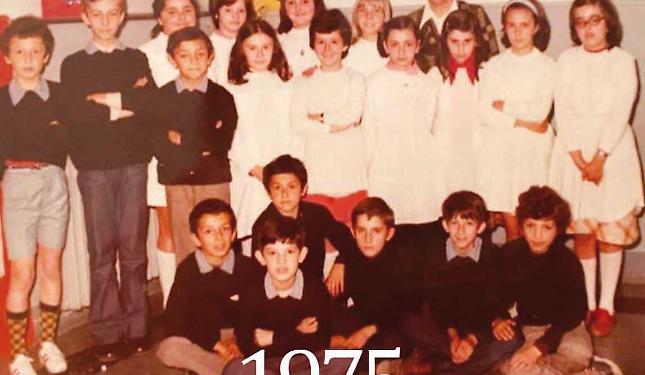 Stessa foto, stessa classe… dopo 50 anni. Com'erano allora e come sono oggi