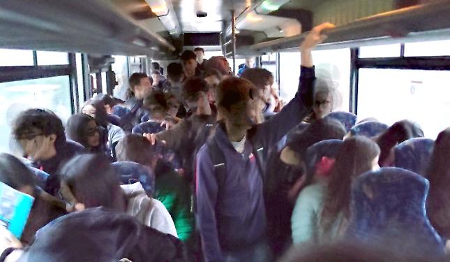 Bus sequestrati in Val Tanaro, la Provincia: «Garantire il servizio ai cittadini»