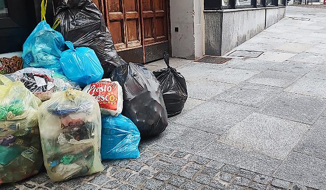 Rifiuti, c'è il nuovo appalto: arrivano un bel po' di novità, ma ora servono più controlli