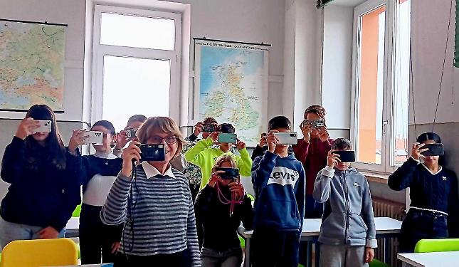 Niente lezioni per una settimana, si impara facendo. La bellezza della "Settimana Arcobaleno"