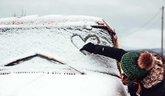 Auto e inverno: come prepararla per affrontare il gelo?