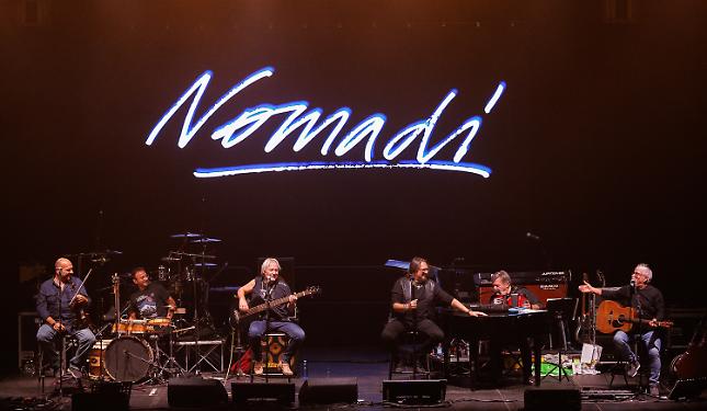 I Nomadi riempiono il palazzetto: sold out. &laquo;Sono la Storia della musica italiana&raquo;