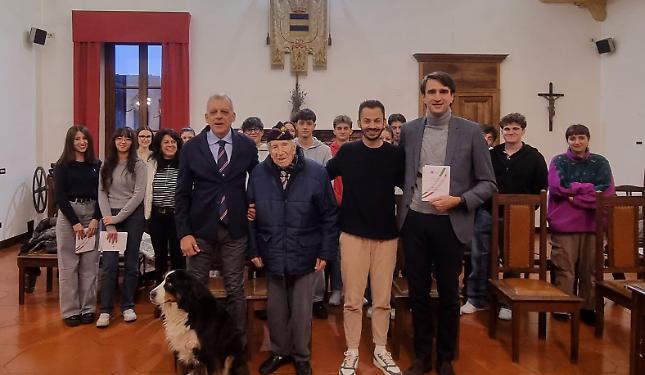 Consegnate le Costituzioni a 21 neo diciottenni