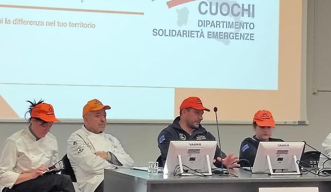 Quei cuochi che mollano tutto e vanno a cucinare per i terremotati, gli alluvionati o nei Paesi in guerra