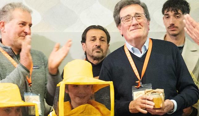 Otto apicoltori decisero di mettersi insieme, oggi fatturano 10 milioni di euro