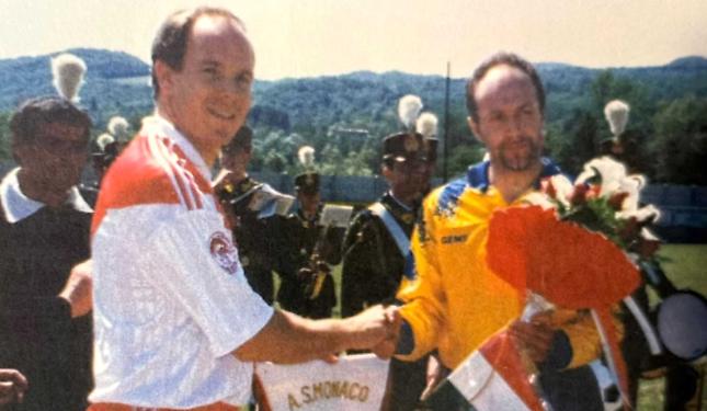 Quella partita di calcio di 30 anni fa: il Principe terzino, la beneficenza e un ricordo indelebile