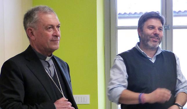 Il vescovo Miragoli tra frazioni, aziende e anziani: una settimana nel cuore di Roccaforte