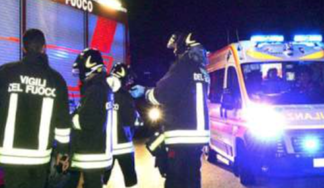 Nel frontale tra auto e furgone due feriti gravi