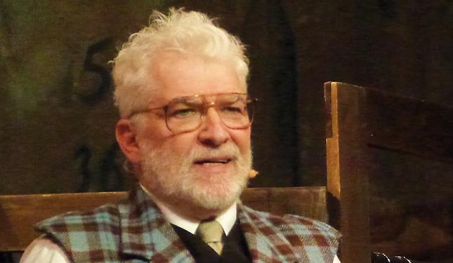 Gioele Dix torna a ruota libera: Bibbia, ironia e funambolismo comico senza rete