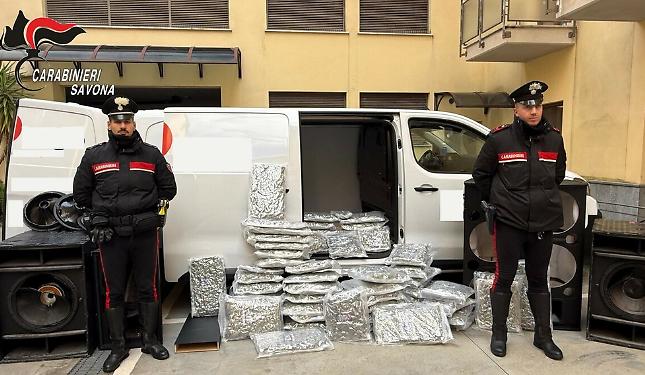 66 kg di marijuana nel furgone: arrestati sulla A6 due giovani piemontesi
