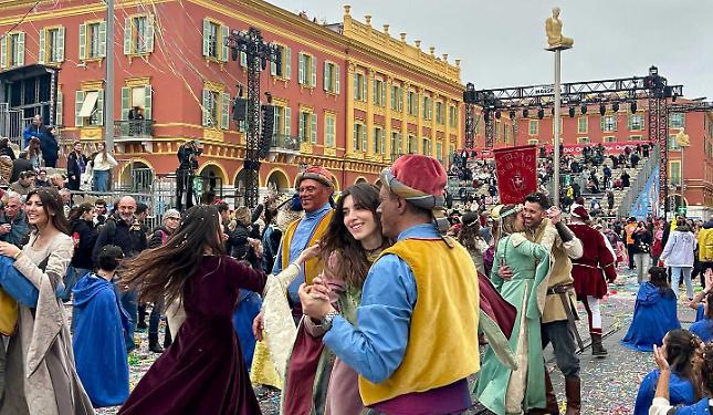 Il Carlev&eacute; &lsquo;d Mondv&igrave; conquista Nizza