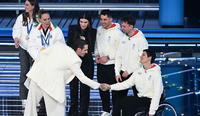 Ostetrica cuneese campionessa del curling al Festival di Sanremo come testimonial delle Paralimpiadi