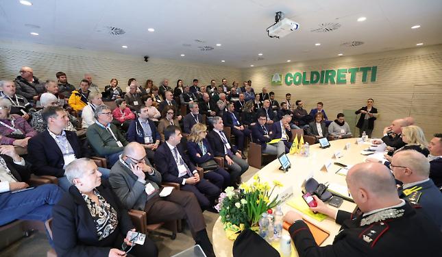 Agromafie, scatta l&rsquo;allarme: la legalit&agrave; non &egrave; un&rsquo;opzione