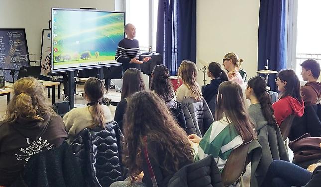 &ldquo;Due giorni del dono&rdquo;: l&rsquo;importanza della donazione raccontata a scuola