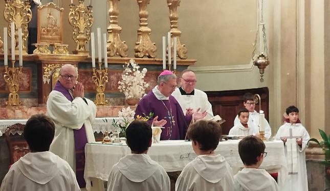 Prosegue la visita pastorale: il vescovo tra le comunit&agrave; di Carleveri e Crava