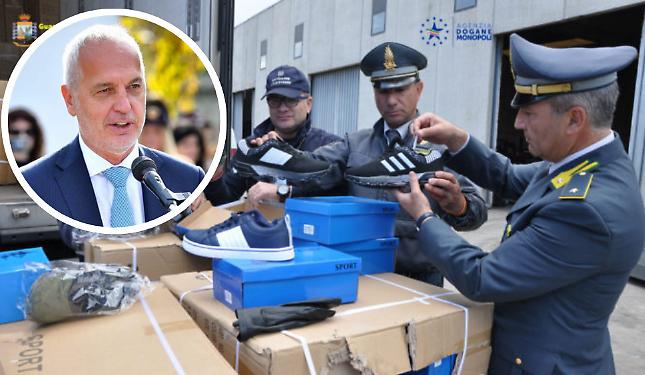 Merce falsa, numeri shock: 527 milioni di prodotti sequestrati in nove mesi