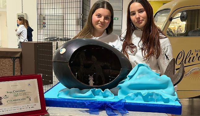 Melissa, Rachele e la balena di cioccolato (che vince il premio)