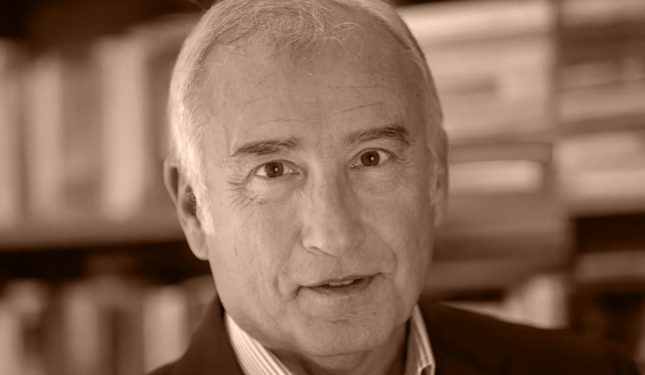 La politica e la tv, poi il brusco stop della sua carriera: Piero Marrazzo si racconta in un libro