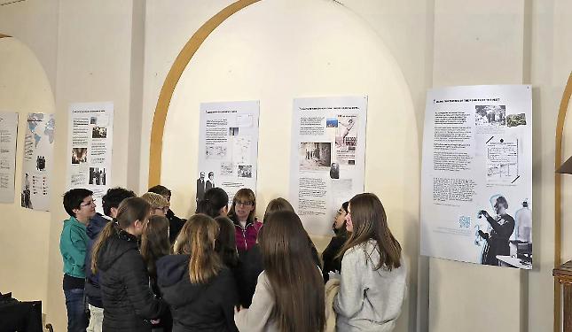 Il lato meno conosciuto di Marie Curie in una mostra tra minerali e scoperte