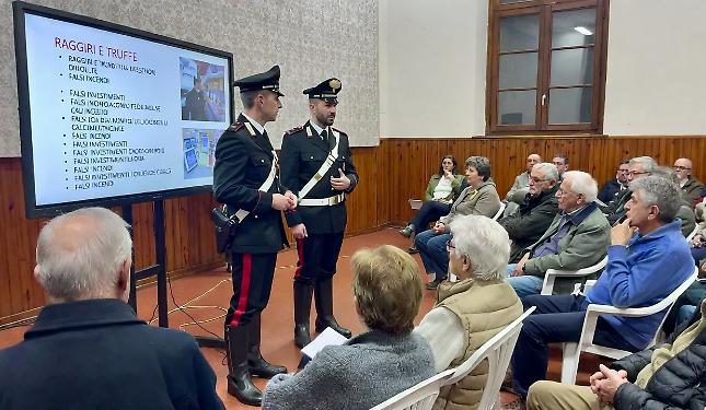 Crescono truffe e raggiri: un incontro con i Carabinieri, per imparare a difendersi