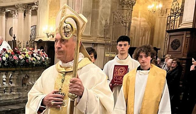 Gli auguri del vescovo: &laquo;Una Pasqua che generi pace nel segno di Cristo risorto