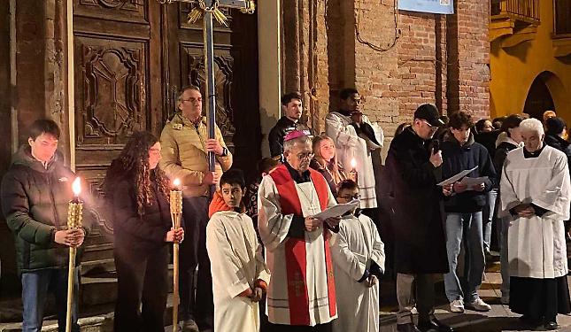 Ceva si ferma e cammina per la pace