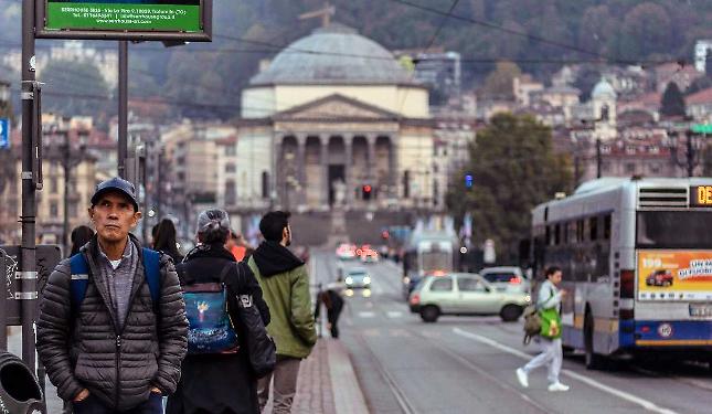 Aria pi&ugrave; pulita a Torino? Migliorano i dati, ma l&rsquo;emergenza non &egrave; finita