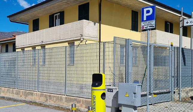 Due colonnine elettriche per una mobilit&agrave; pi&ugrave; sostenibile