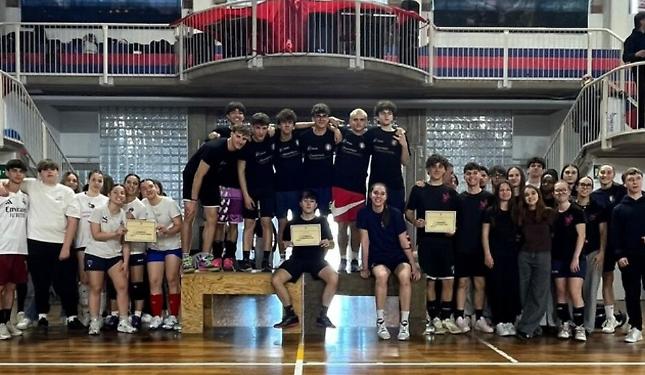 Il "Cigna" vince la sfida delle Scuole, "In campo col campione"