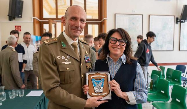 Dalla linea del fronte alla cattedra: gli Alpini trasformano la missione ONU in Libano in una lezione di pace