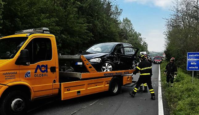 Tre auto coinvolte in un incidente sulla Fondovalle